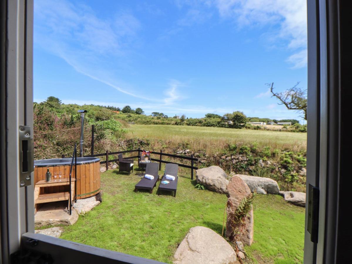 Bosulla Shepherds Hut Penzance Exterior foto